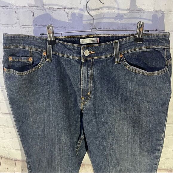 Levi’s 515 bootcut jeans  - Picture 3 of 8